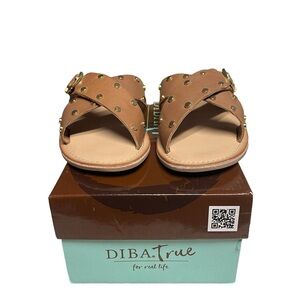 NIB Diba No Tiss Tan/Gold Leather Sandals 8